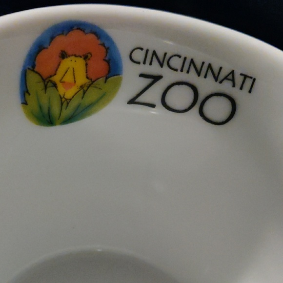 Cincinnati Zoo Mug - Picture 2 of 5